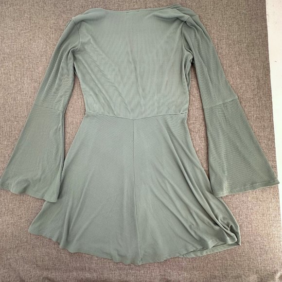 Topshop Ribbed Dress Bell Long Sleeves V-Neck Size 8 Nylon & Elastane‎ Green - Picture 9 of 14